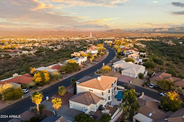 view of aerial view at dusk