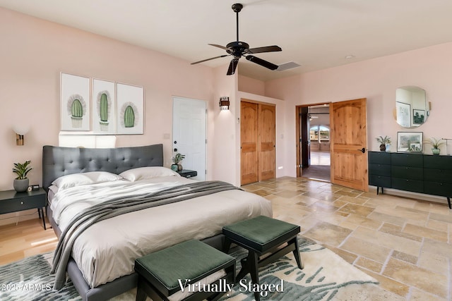 bedroom featuring ceiling fan