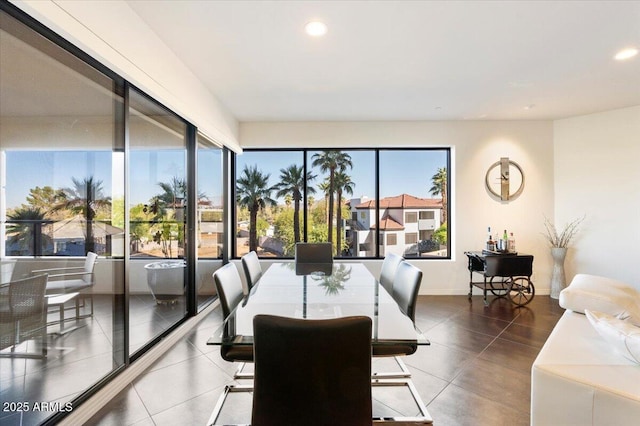 dining area with recessed lighting