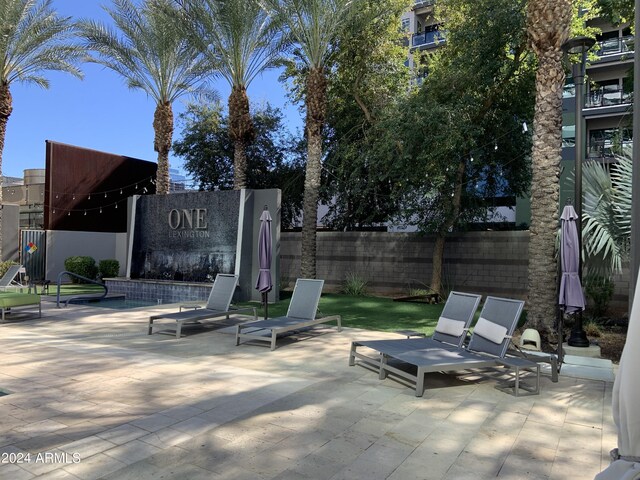 1 E Lexington Ave Unit 410, Phoenix, AZ 85012 - view of patio / terrace