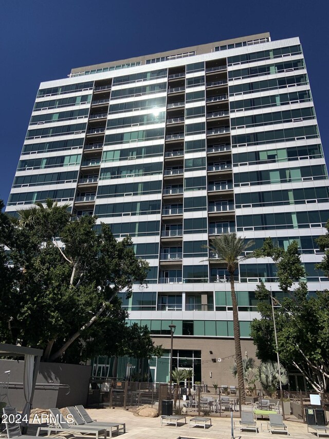1 E Lexington Ave Unit 410, Phoenix, AZ 85012 - view of apartment building / complex