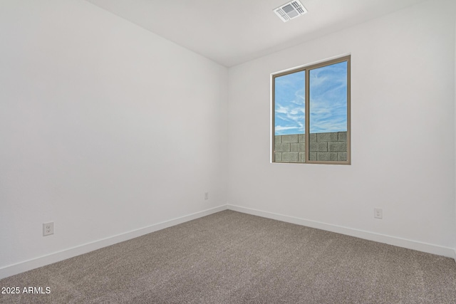 view of carpeted spare room