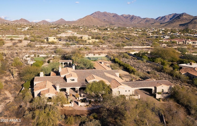 bird's eye view with a mountain view