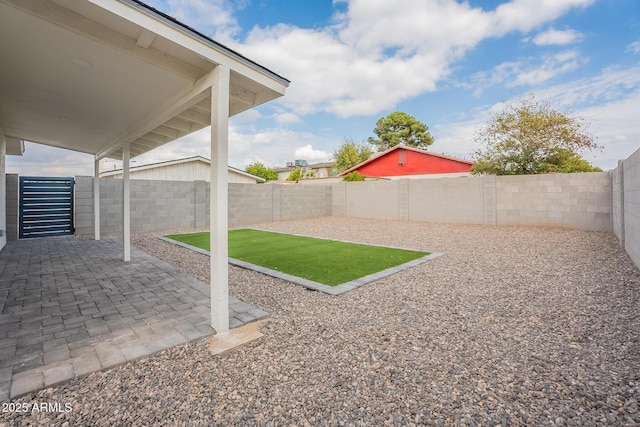 view of yard with a patio area