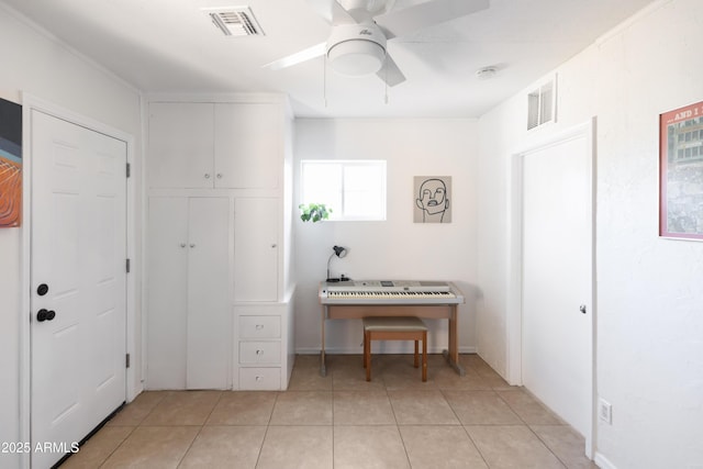 1330 E Monte Vista Rd, Phoenix, AZ 85006 - sitting room featuring a ceiling fan and light tile patterned floors