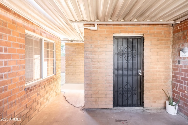 1330 E Monte Vista Rd, Phoenix, AZ 85006 - doorway to property with brick siding