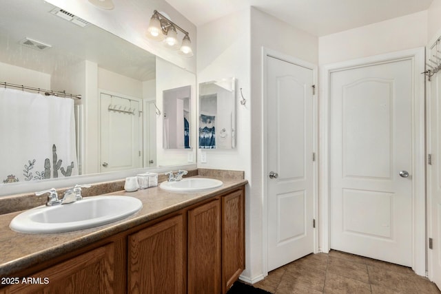 942 S Deerfield Ln, Gilbert, AZ 85296 - full bathroom with double vanity and tile patterned floors