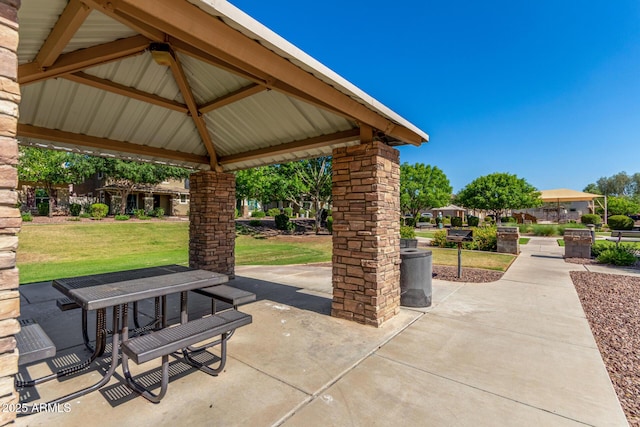 942 S Deerfield Ln, Gilbert, AZ 85296 - view of patio featuring a gazebo
