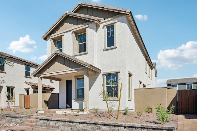 view of front of property