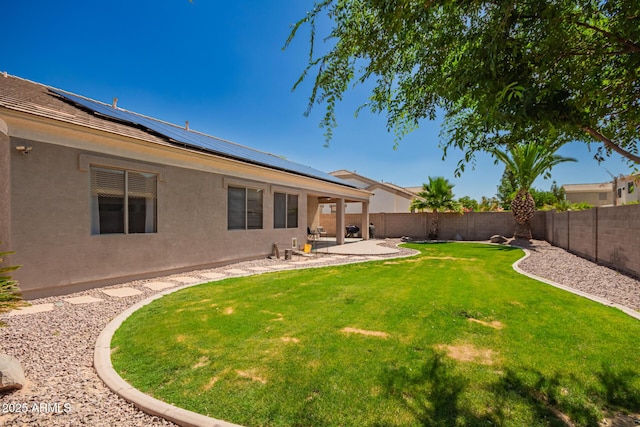 2945 E Clifton Ave, Gilbert, AZ 85295 - view of yard with a patio area