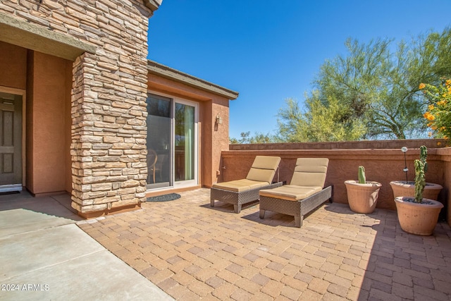 26723 N 127th Dr, Peoria, AZ 85383 - view of patio with fence