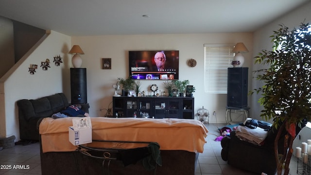 1309 W Park St, Phoenix, AZ 85041 - view of tiled living room