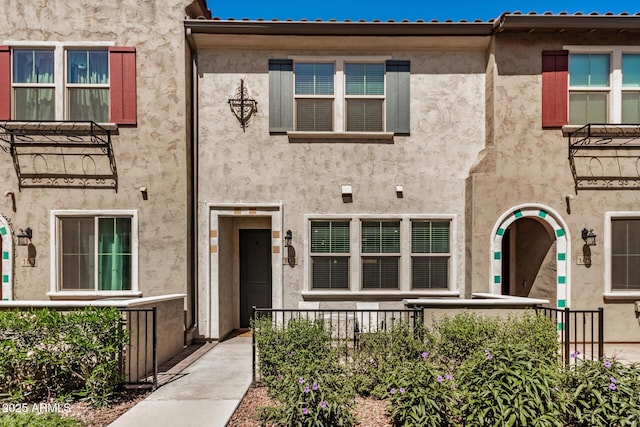 2631 S Sulley Dr Unit 104, Gilbert, AZ 85295 - townhome / multi-family property featuring stucco siding