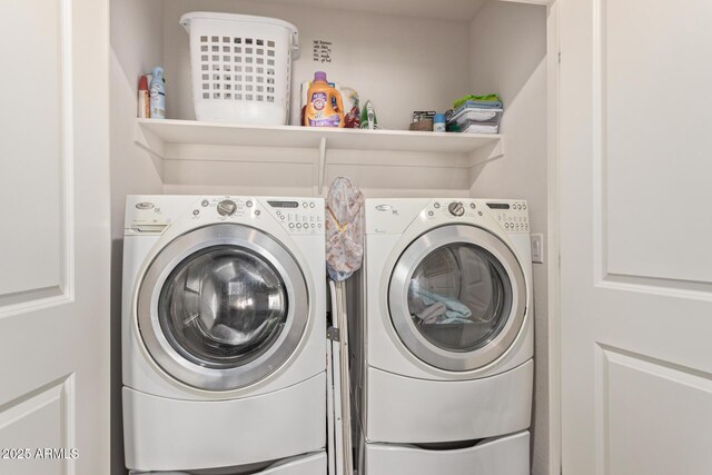 32024 N Redding St, Wittmann, AZ 85361 - washroom featuring independent washer and dryer and laundry area