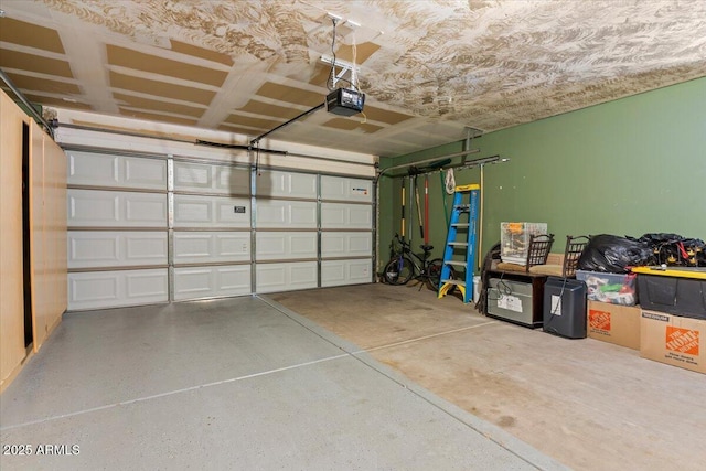 1057 E Silversmith Trl, San Tan Valley, AZ 85143 - garage featuring a garage door opener