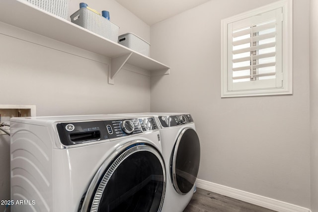 4142 E Sandy Way, Gilbert, AZ 85297 - laundry area featuring baseboards, washing machine and dryer, and wood finished floors