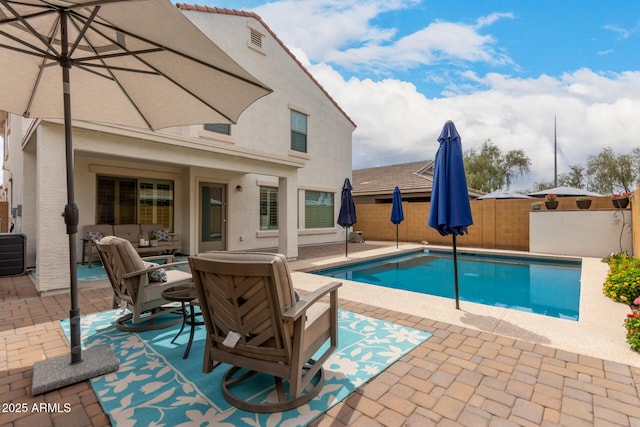 4142 E Sandy Way, Gilbert, AZ 85297 - view of swimming pool with a patio, outdoor lounge area, and a fenced backyard