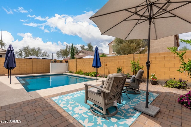4142 E Sandy Way, Gilbert, AZ 85297 - view of pool with a patio area and a fenced backyard