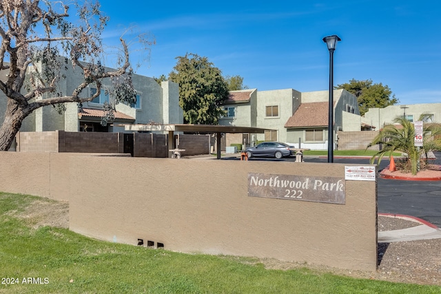 view of community / neighborhood sign