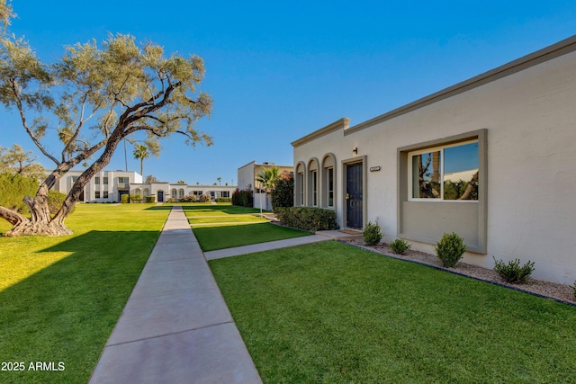 8317 E Orange Blossom Ln, Scottsdale, AZ 85250 - view of grassy yard