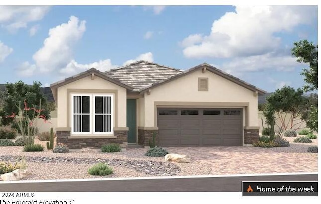 view of front facade with a garage