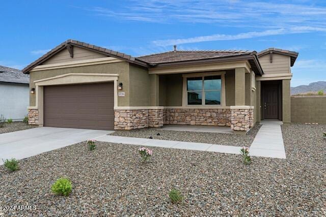 view of front of house with a garage