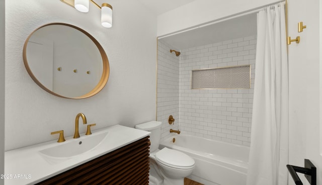 6833 E Grandview Dr, Scottsdale, AZ 85254 - full bath with shower / bath combo, toilet, and vanity