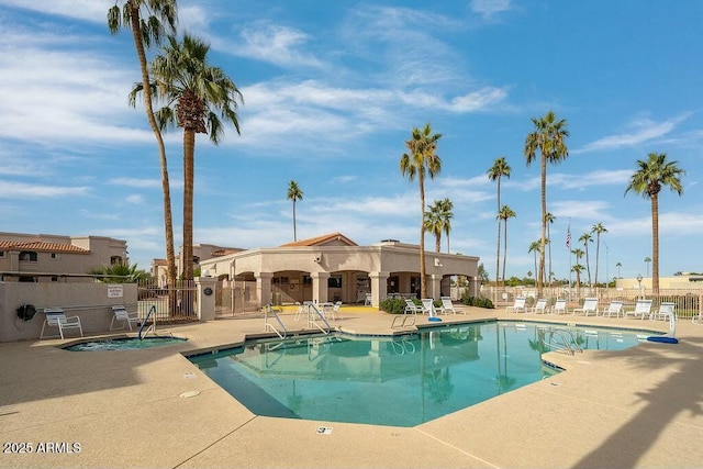 view of swimming pool featuring a patio