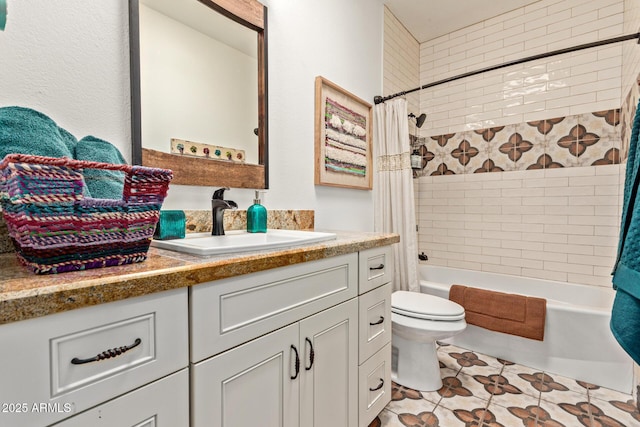 1235 N Sunnyvale Unit 113, Mesa, AZ 85205 - bathroom with vanity, shower / bath combo, and toilet
