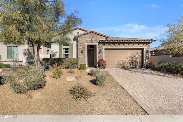 view of front of house featuring a garage