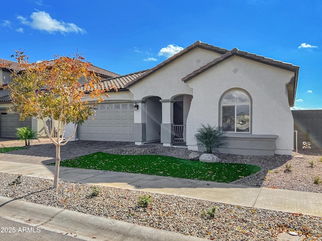 Listing photo 3 for 15787 W Mariposa Grande, Surprise AZ 85387