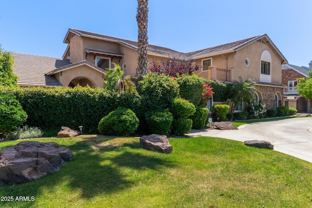 3203 E Ellis St, Mesa, AZ 85213 - view of front of property with a front lawn and stucco siding