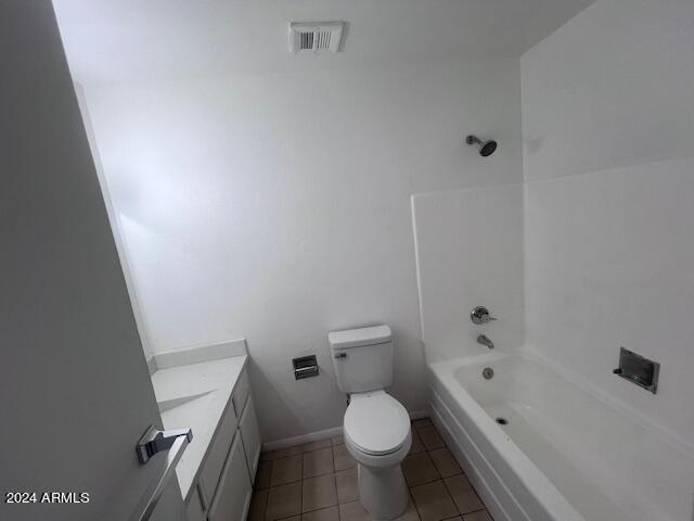 4332 W Ocotillo Rd Unit 206, Glendale, AZ 85301 - bathroom featuring vanity, shower / bathtub combination, and tile patterned flooring