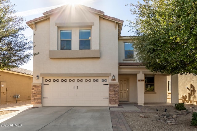 view of front facade featuring a garage