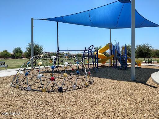 2554 E Honeysuckle Pl, Chandler, AZ 85286 - view of community playground