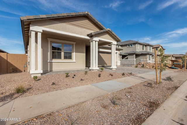 view of front of property