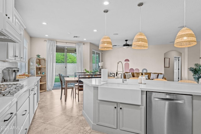 517 S 165th Dr, Goodyear, AZ 85338