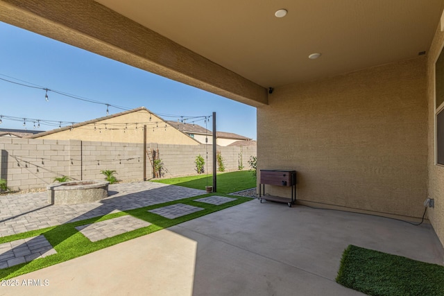 4514 W Hazel Ln, San Tan Valley, AZ 85144 - view of patio / terrace with fence