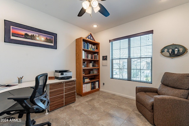 home office featuring recessed lighting, baseboards, and a ceiling fan