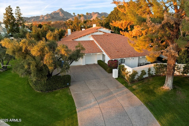 84 Biltmore Est, Phoenix, AZ 85016 - bird's eye view with a mountain view