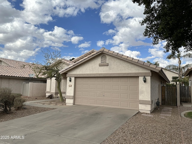 view of front facade with a garage