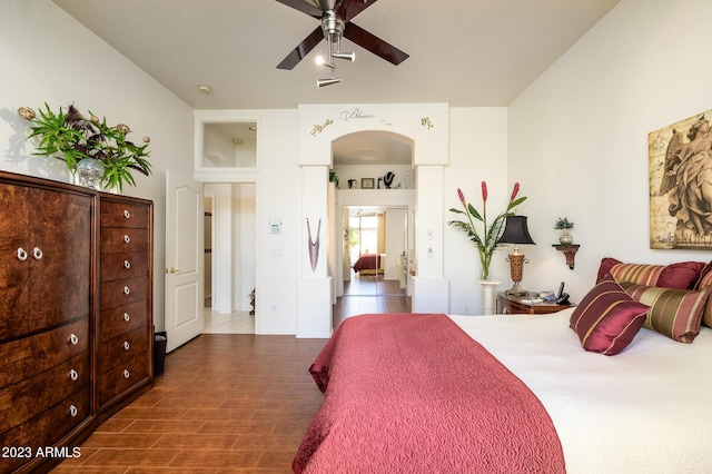 316 W Anderson Ave, Phoenix, AZ 85023 - bedroom featuring arched walkways