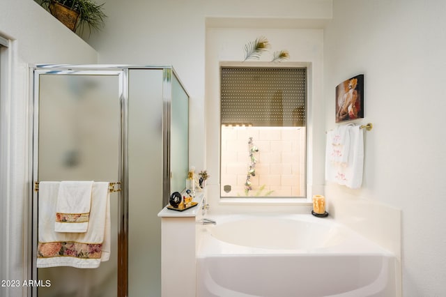 316 W Anderson Ave, Phoenix, AZ 85023 - bathroom featuring a bath and a stall shower