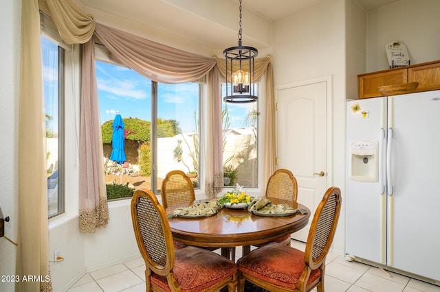 316 W Anderson Ave, Phoenix, AZ 85023 - dining area featuring light tile patterned floors