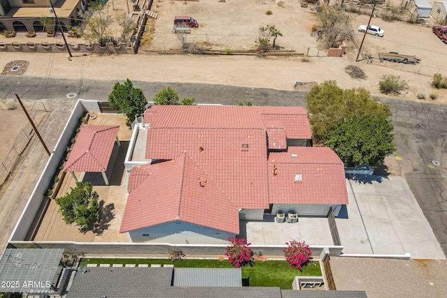 2701 E Caldwell St, Phoenix, AZ 85042 - drone / aerial view