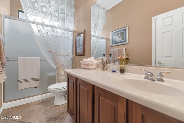 42423 N Acadia Way, Anthem, AZ 85086 - full bathroom featuring vanity, toilet, a shower with curtain, and tile patterned flooring