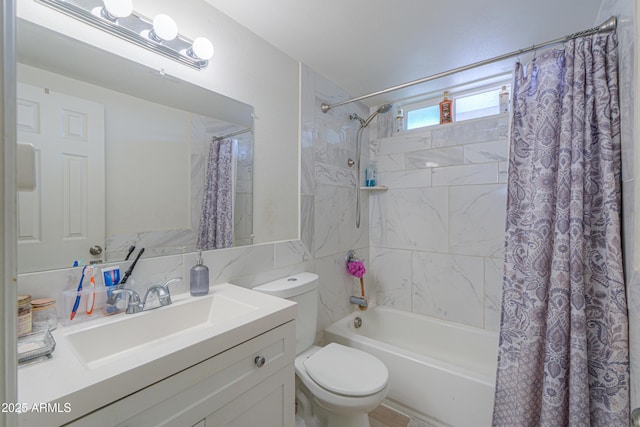 full bathroom featuring vanity, tasteful backsplash, toilet, and shower / bath combo with shower curtain