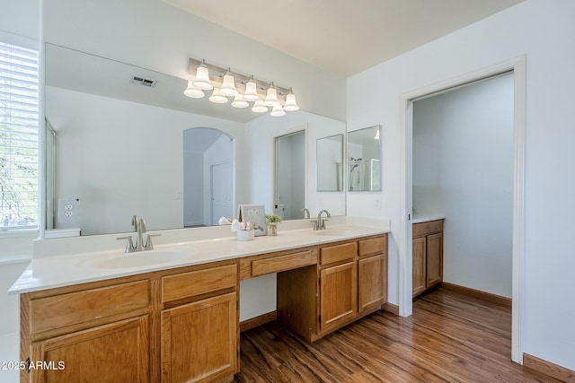 31259 N 42nd Pl, Cave Creek, AZ 85331 - full bath with double vanity and wood finished floors