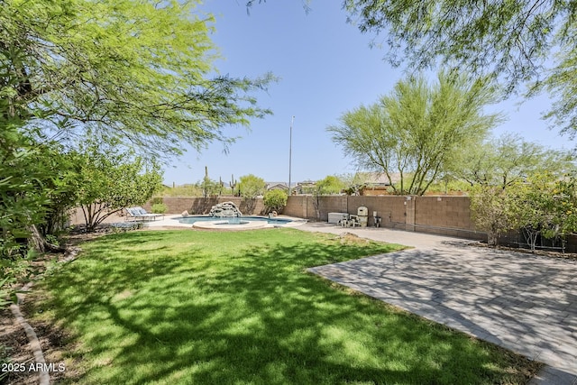 31259 N 42nd Pl, Cave Creek, AZ 85331 - fenced backyard featuring a patio