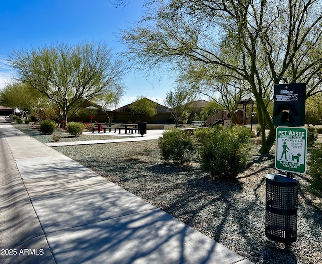 view of property's community